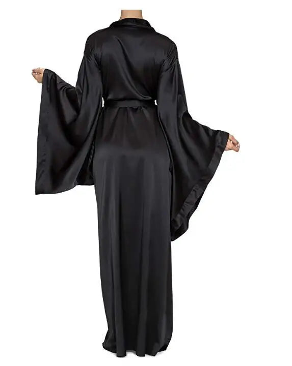 Chemise de Nuit Longue Satinée & Dentelle – Luxe & Féminité