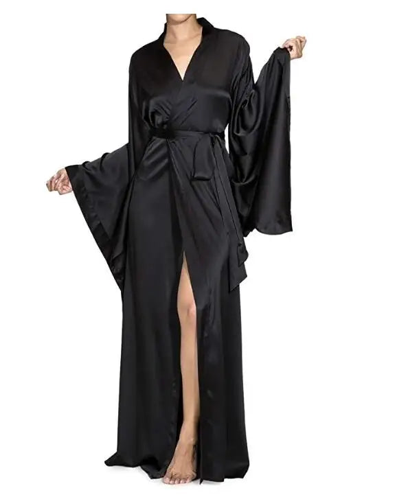 Chemise de Nuit Longue Satinée & Dentelle – Luxe & Féminité