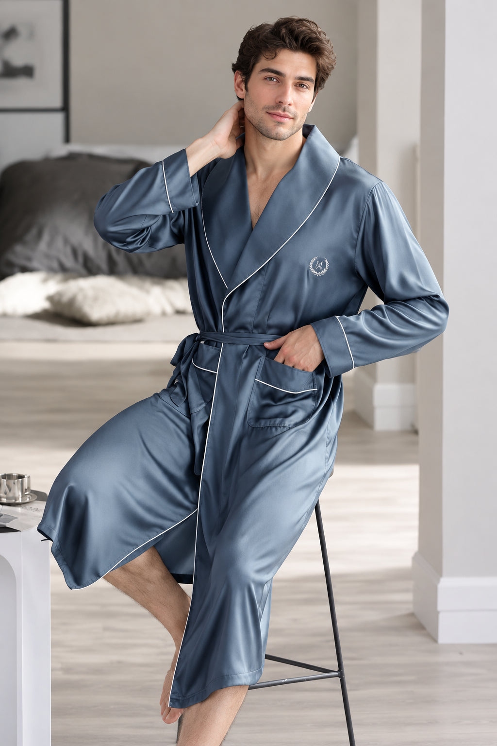 Robe de Chambre Homme Soie Glacée – Luxe & Élégance