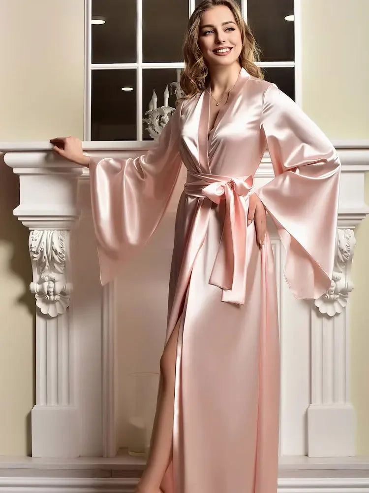 Robe Longue Kimono Satinée – Élégance Moderne