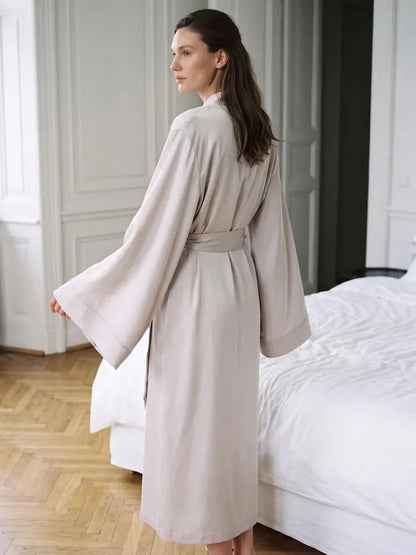 Robe Kimono Satin Maxi Crème – Ensemble Luxe pour Femme, Longueur au Sol
